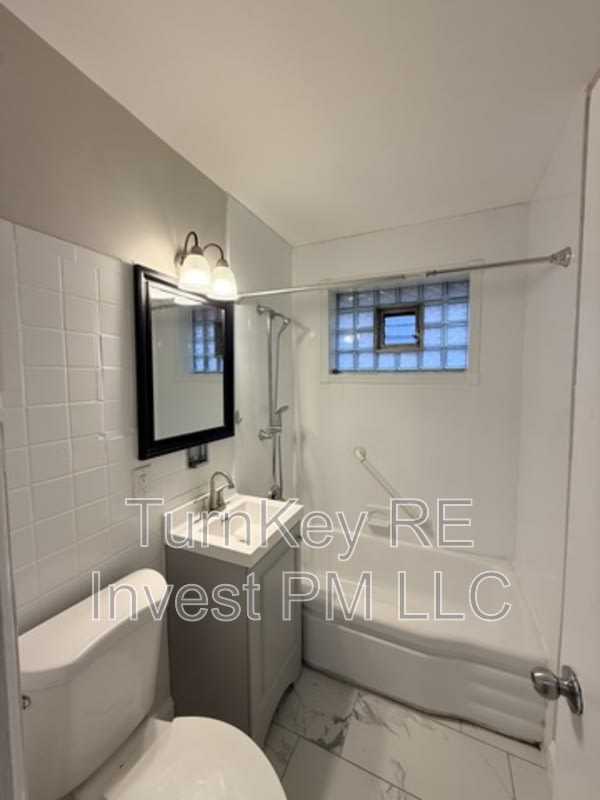 17002 Greenbay Avenue – photo 3