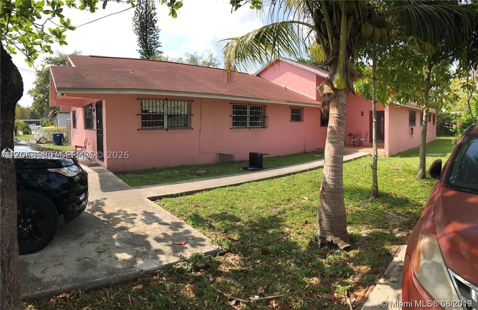 2175 NW 104th St – photo 3