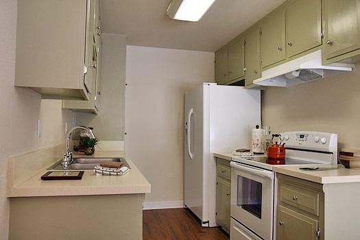 Pinewood Villas Apartments – photo 2