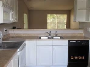 330 Lakewood E – photo 2