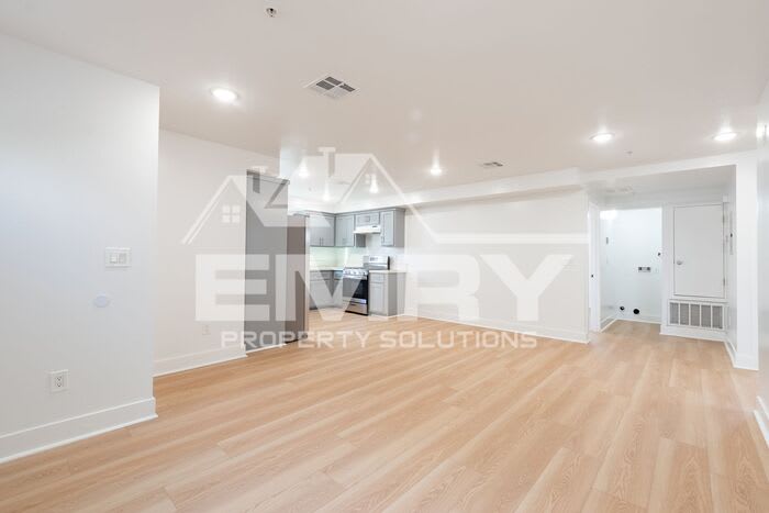 816 Wilmington Boulevard – photo 4