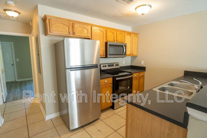 2774 Hartsfield Road – photo 5