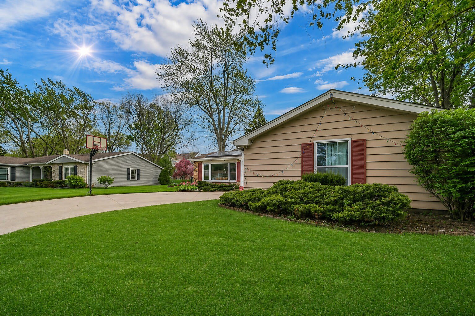 401 Greentree Parkway – photo 3