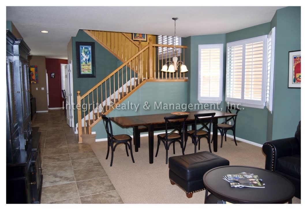 4 Bed/2.5 Bath, 2783 Sq Ft, 10328 Longwood Way – photo 3