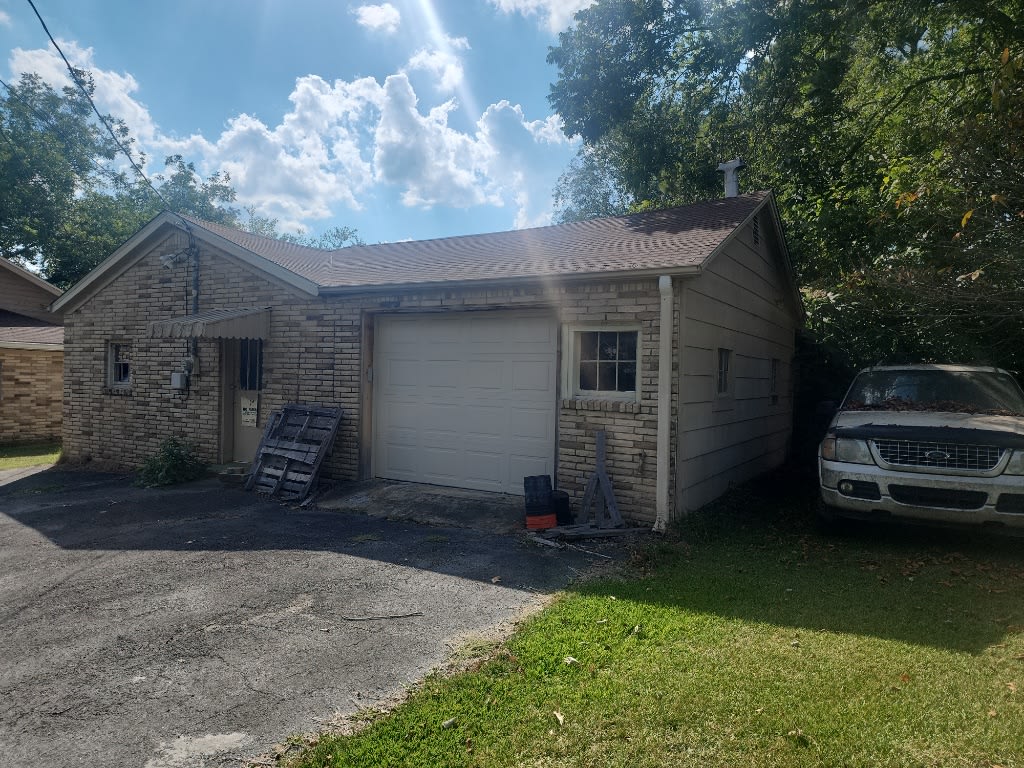 501 West Main Street -- Storage Garage – photo 2