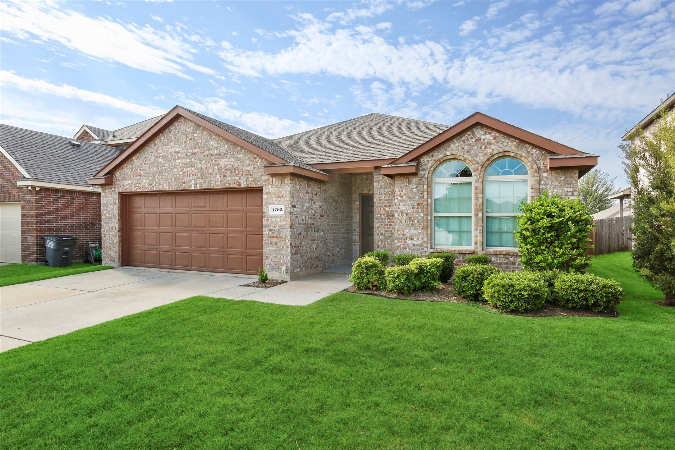 1703 Twin Hills Way – photo 2
