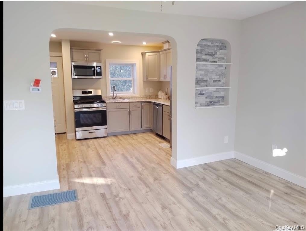 22 Center Street – photo 4