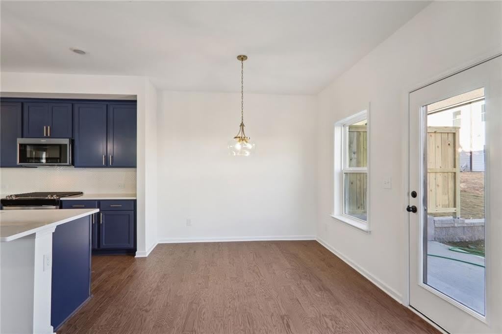 727 Carmes Drive – photo 5