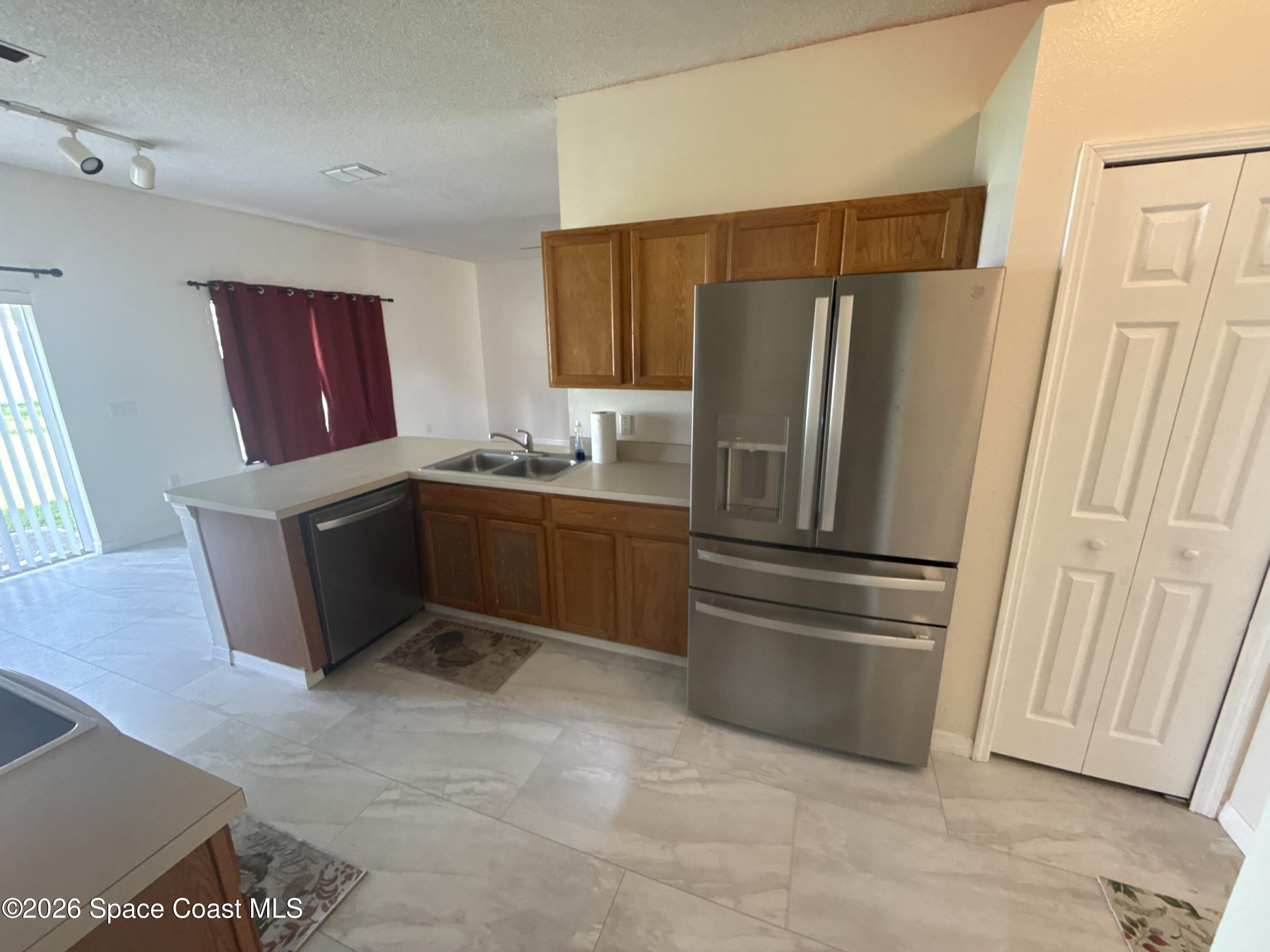 2741 Woodstream Circle – photo 5