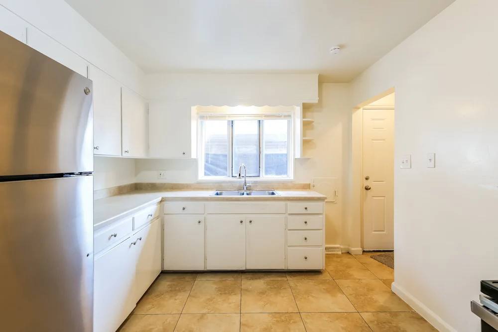 2041 Ironton St – photo 2