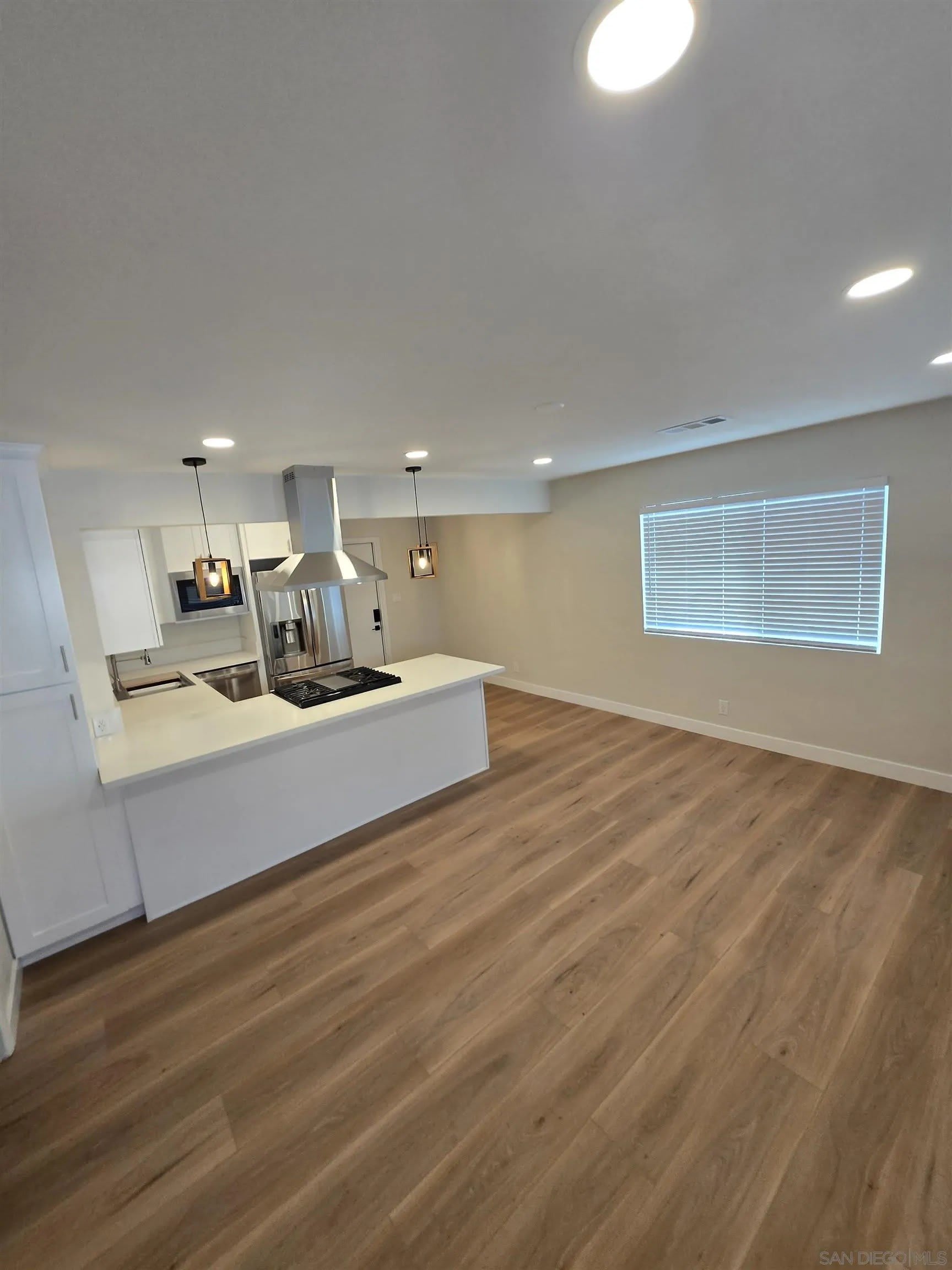 2130 E 5th ST – photo 3