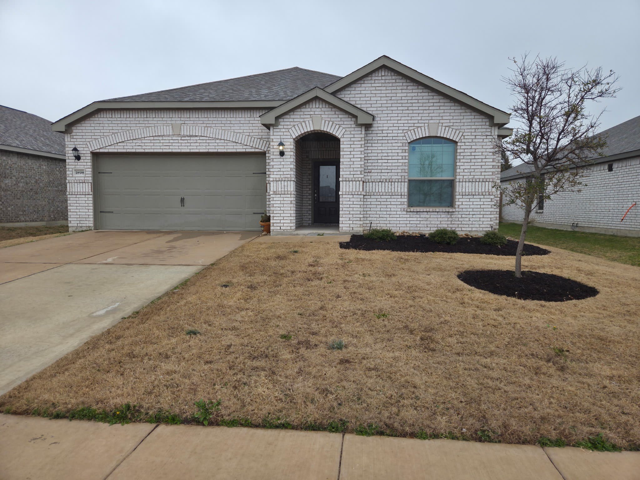 1898 Sandalwood Way – photo 1