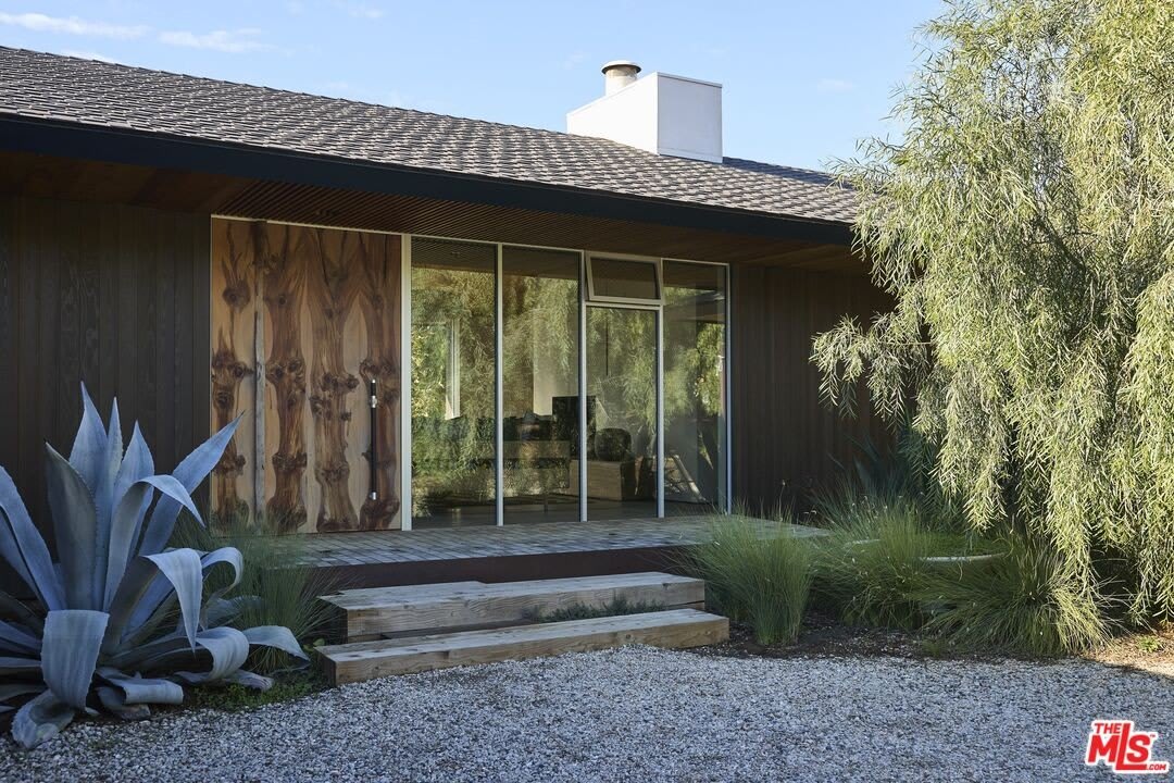 5927 Busch Dr – photo 3
