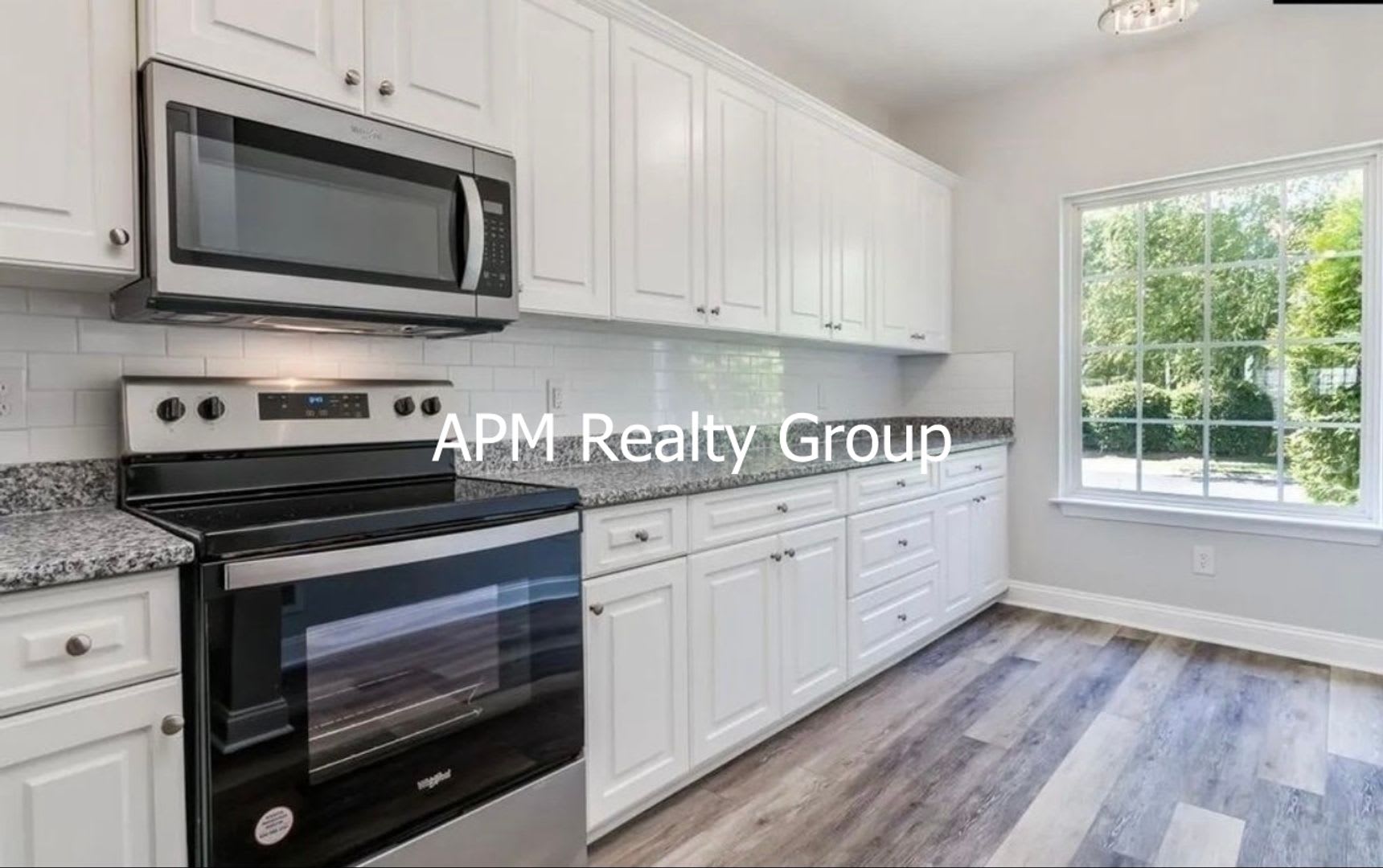 Easly Living Townhome – photo 3