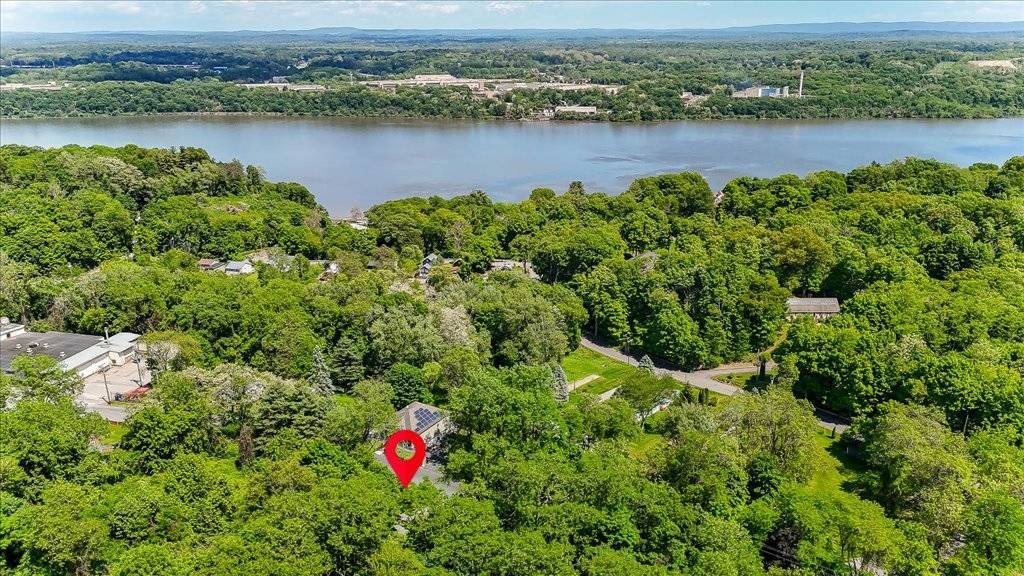 629 South Road – photo 2