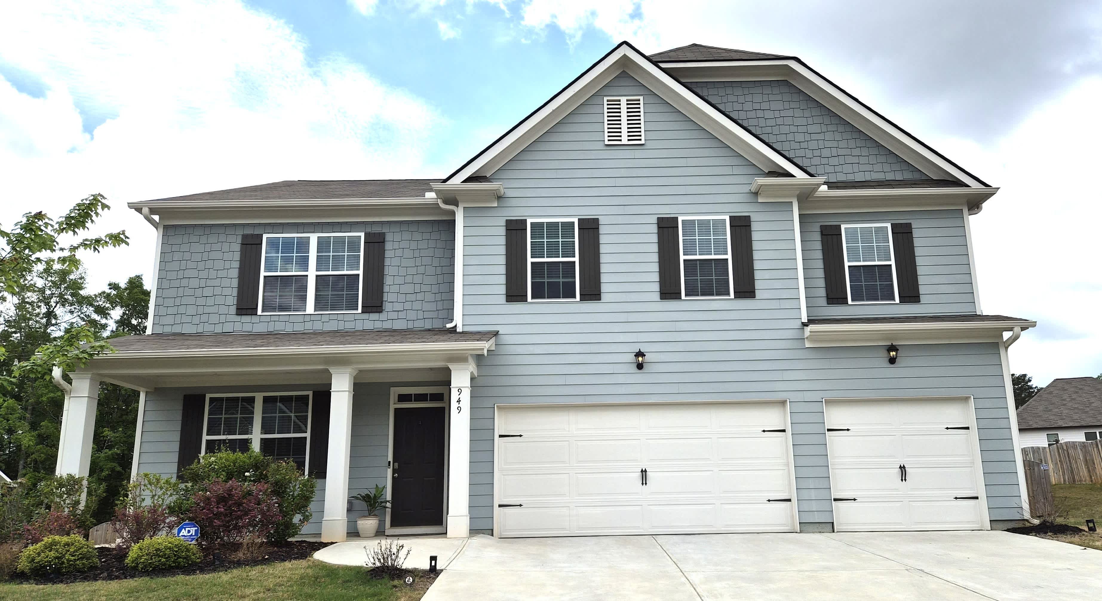 949 Brookfield Dr – photo 1