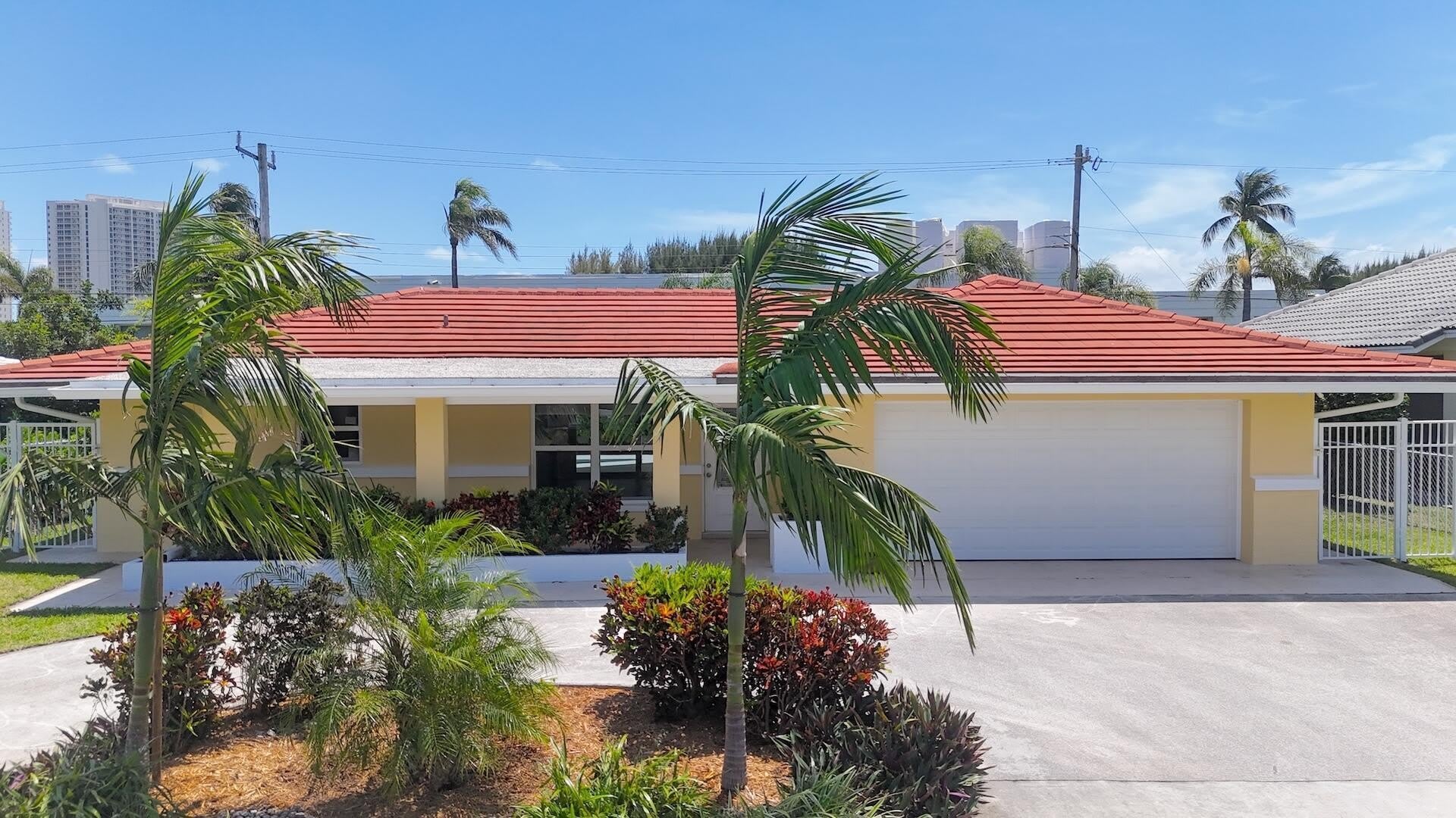 1221 Singer Drive – photo 2