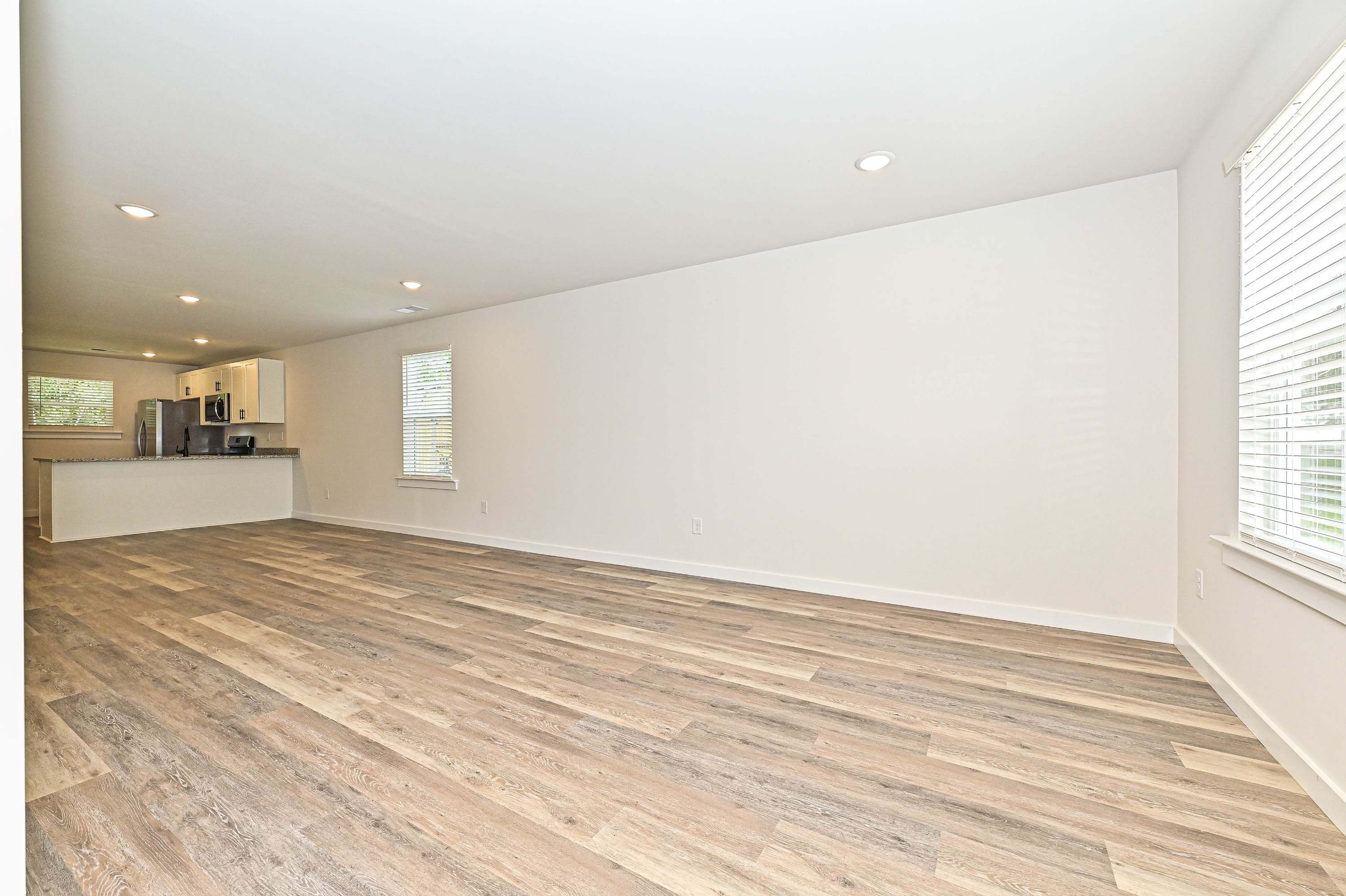 504 12th Avenue Northeast – photo 3