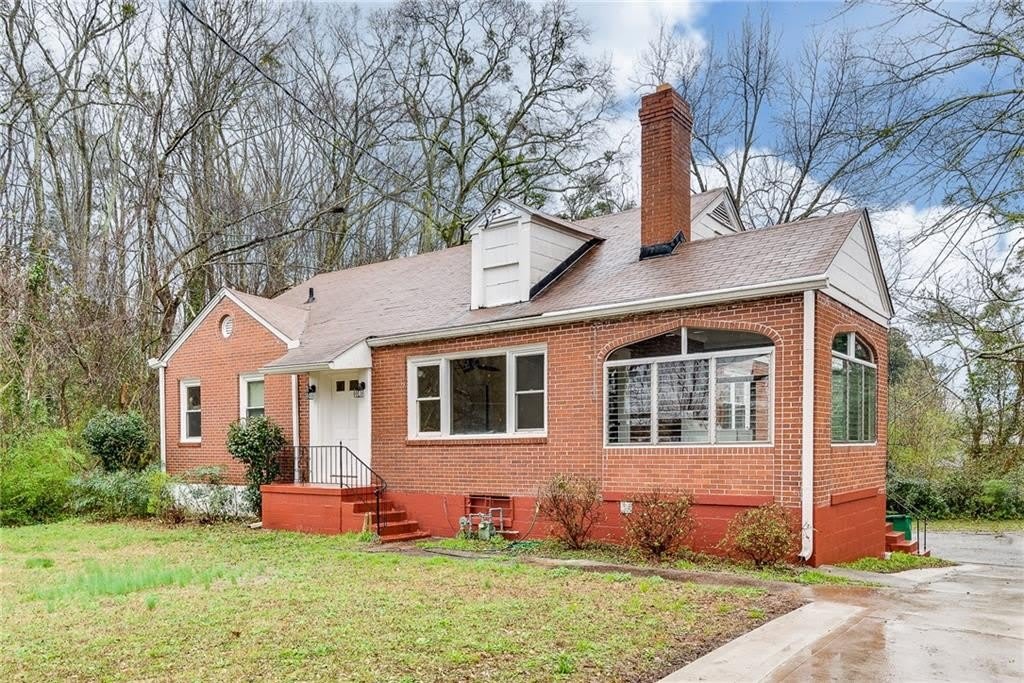 1287 Eastland Road SE – photo 2