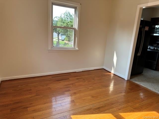 410 Herricks Road – photo 5