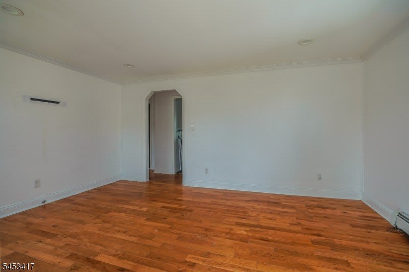 211 Bradford Ave – photo 4