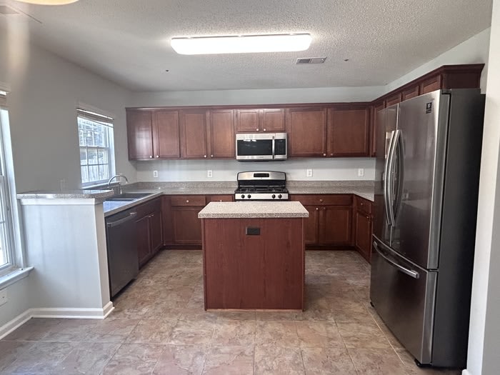 105 White Cedar Court – photo 4