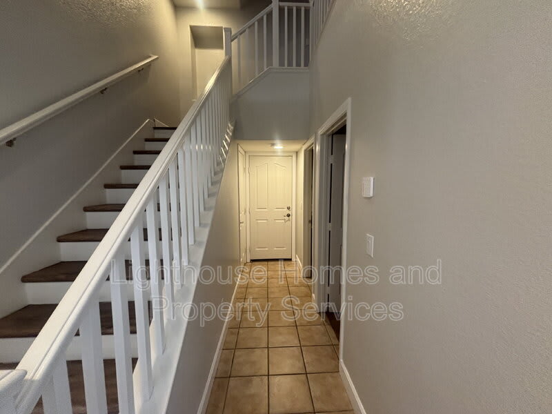 1895 Ardilea Street – photo 3