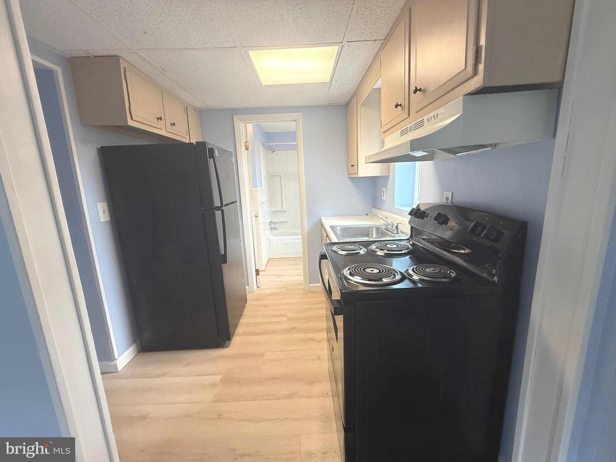 184 S ROLAND Street – photo 3