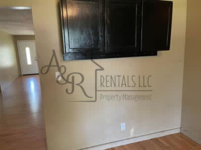809 West 6Th Street – photo 2