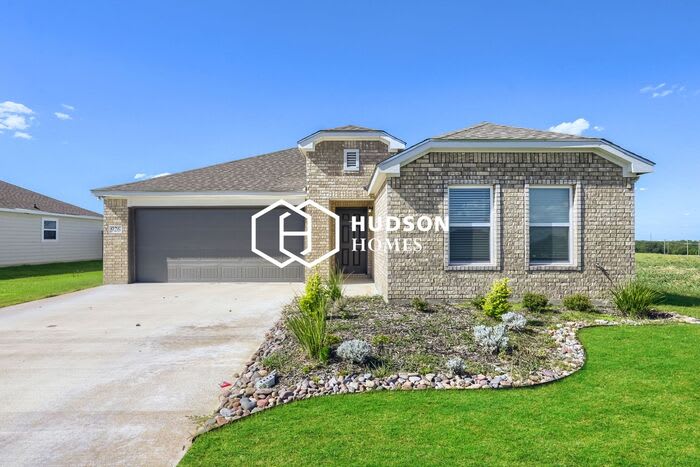926 Childress Drive – photo 1