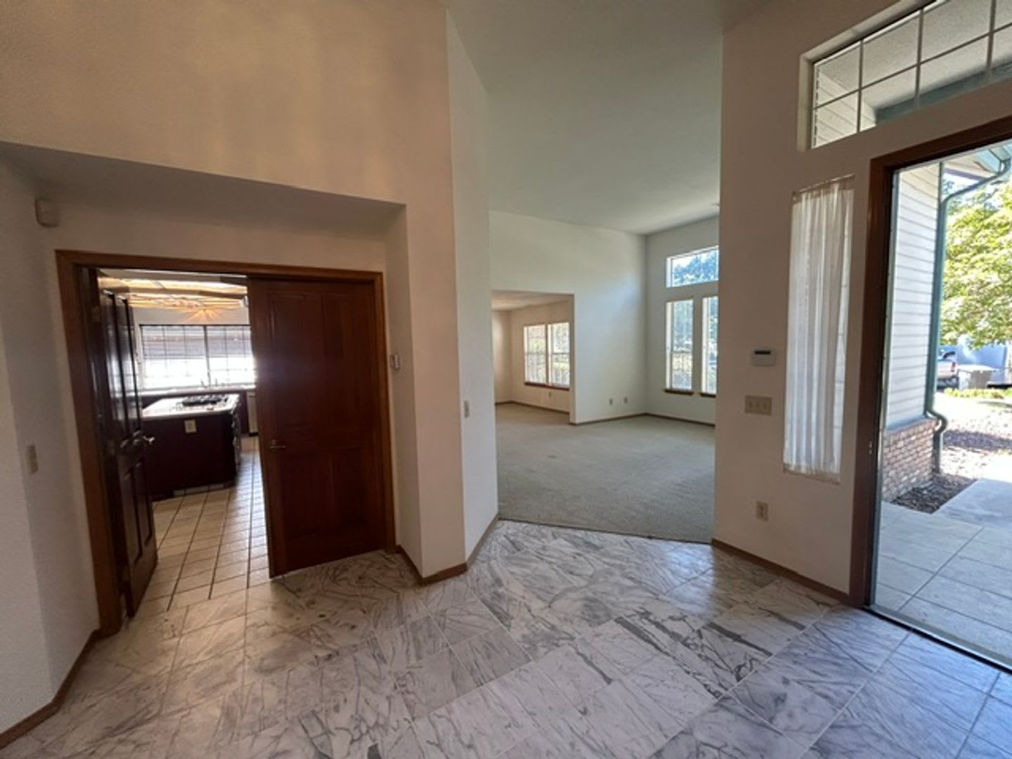 3 Bedroom 2 Bathroom With A Bonus Room And Pool In The El Diamante School District – photo 5