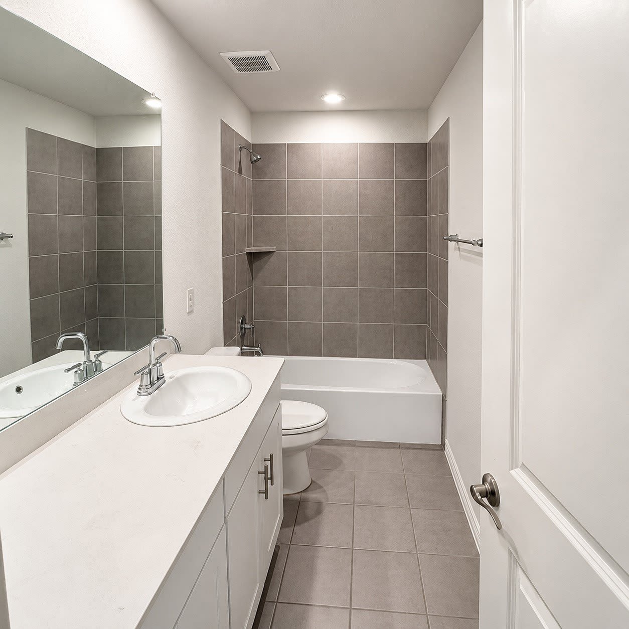 3444 Flatiron Drive – photo 5