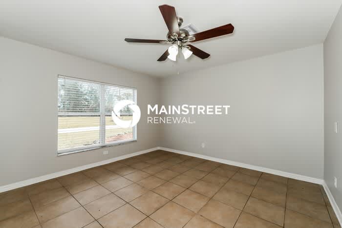 4304 Northeast 20th Court – photo 3