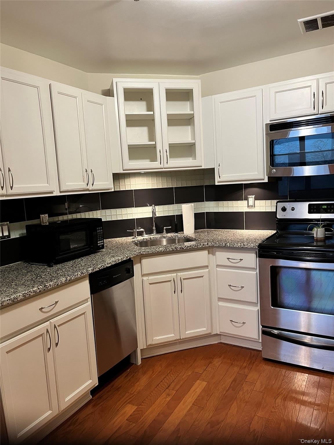 75 McKinley Avenue – photo 5