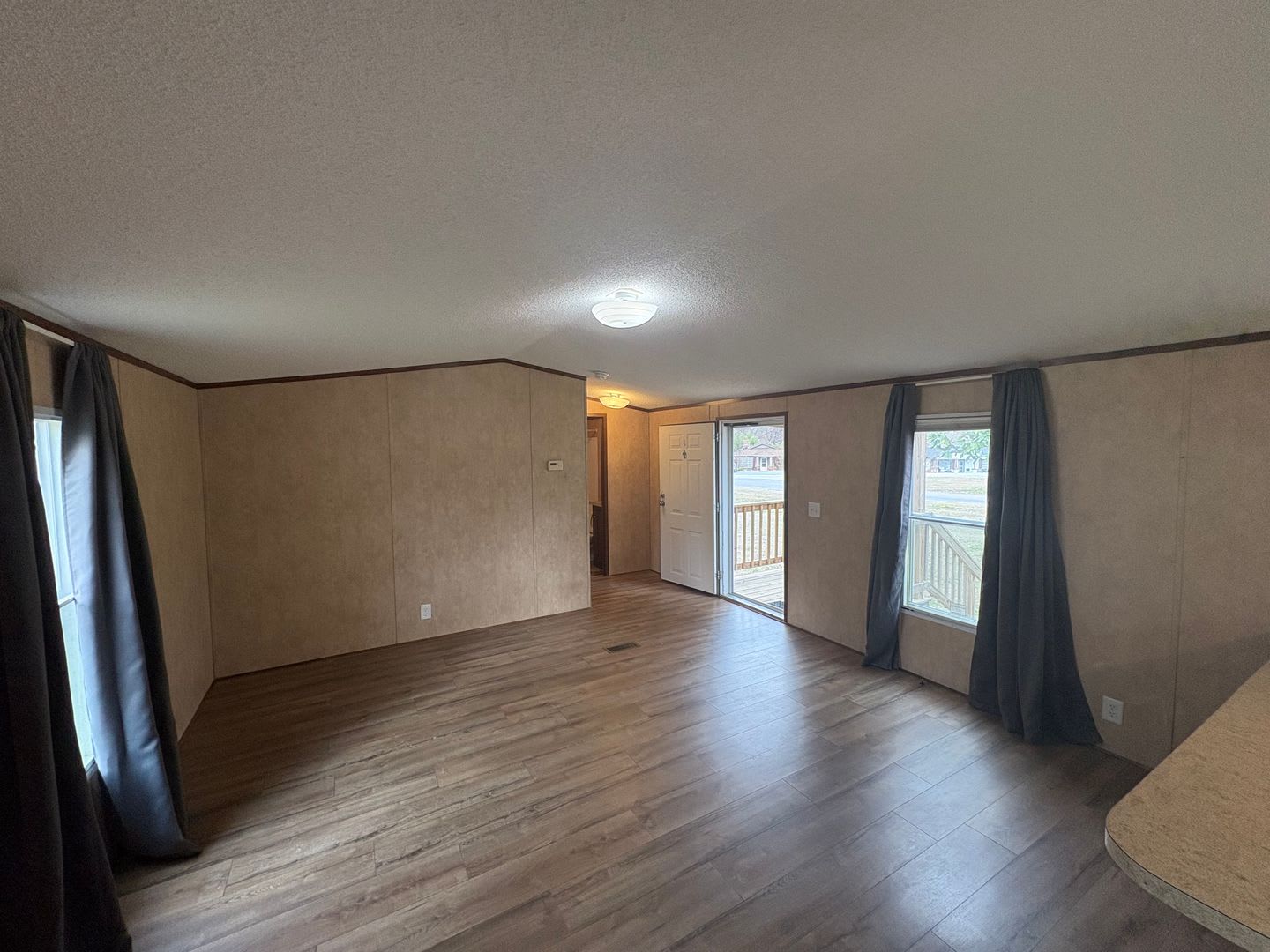 For Rent – photo 3