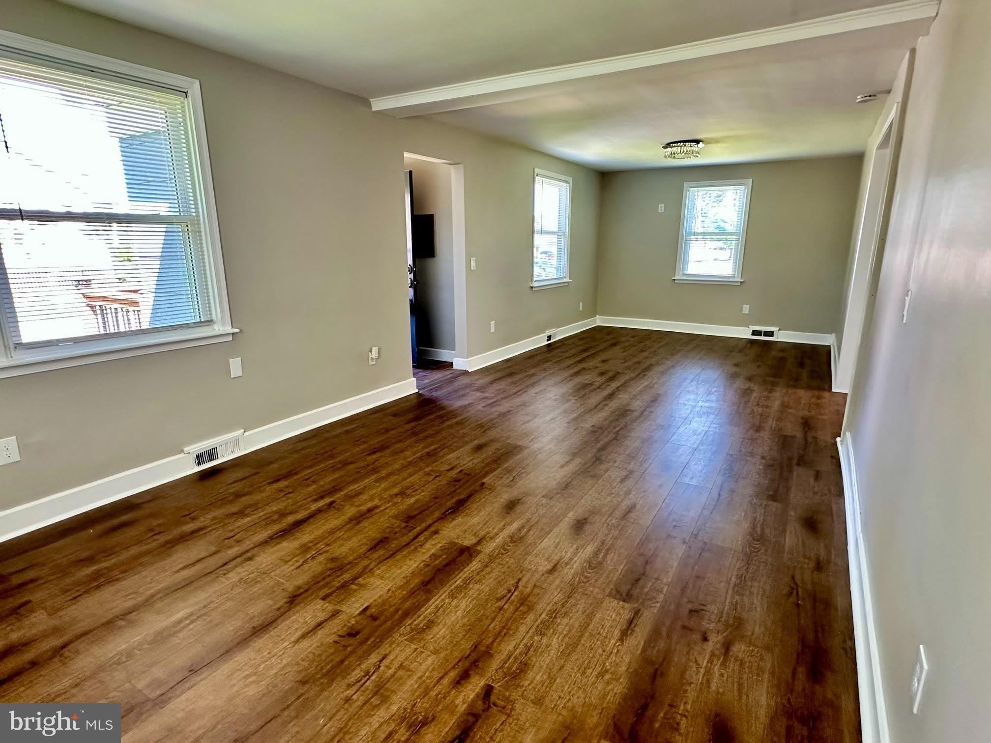 5215 Muth Avenue – photo 4