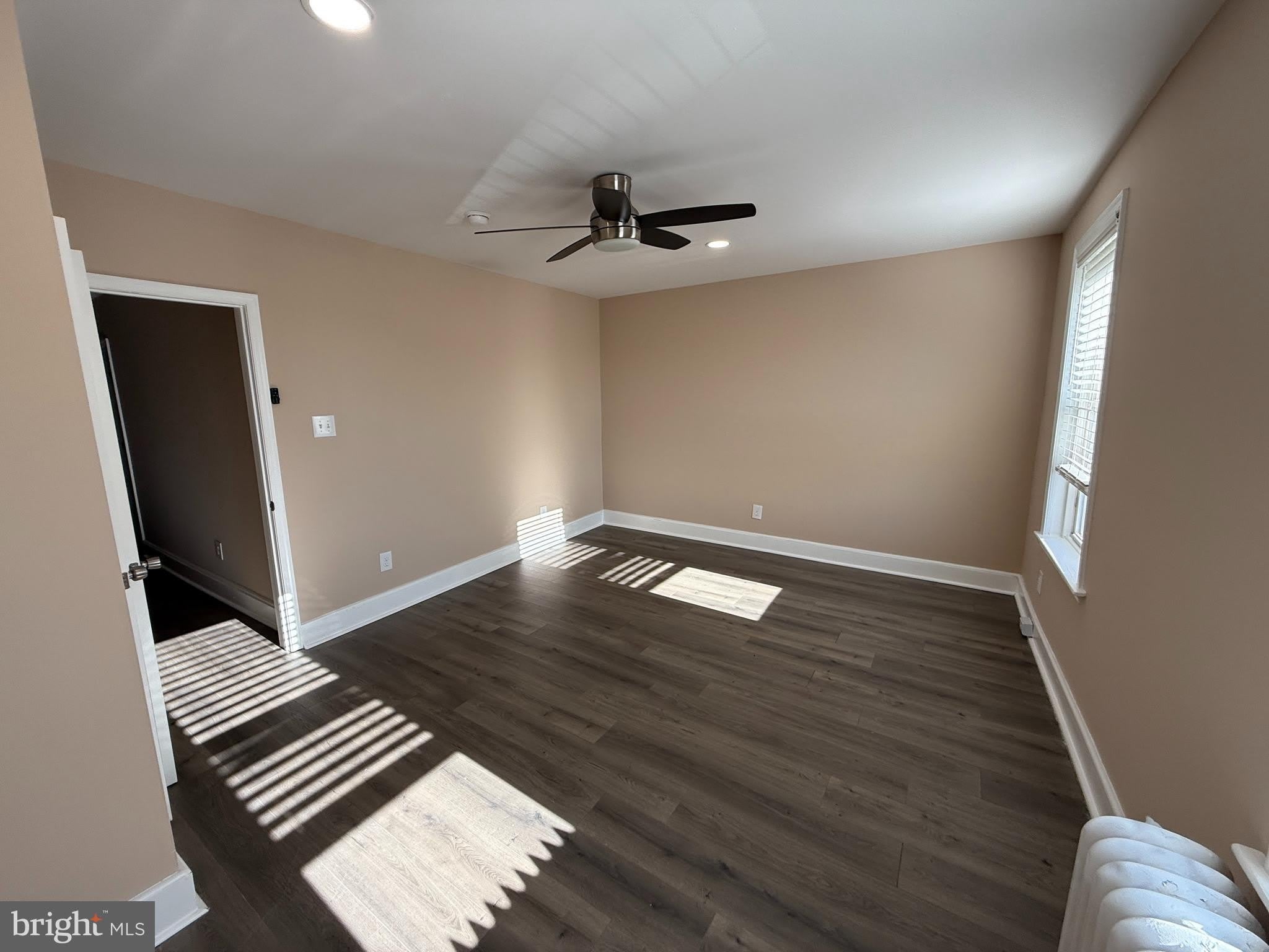 2423 E ALLEGHENY AVE – photo 5