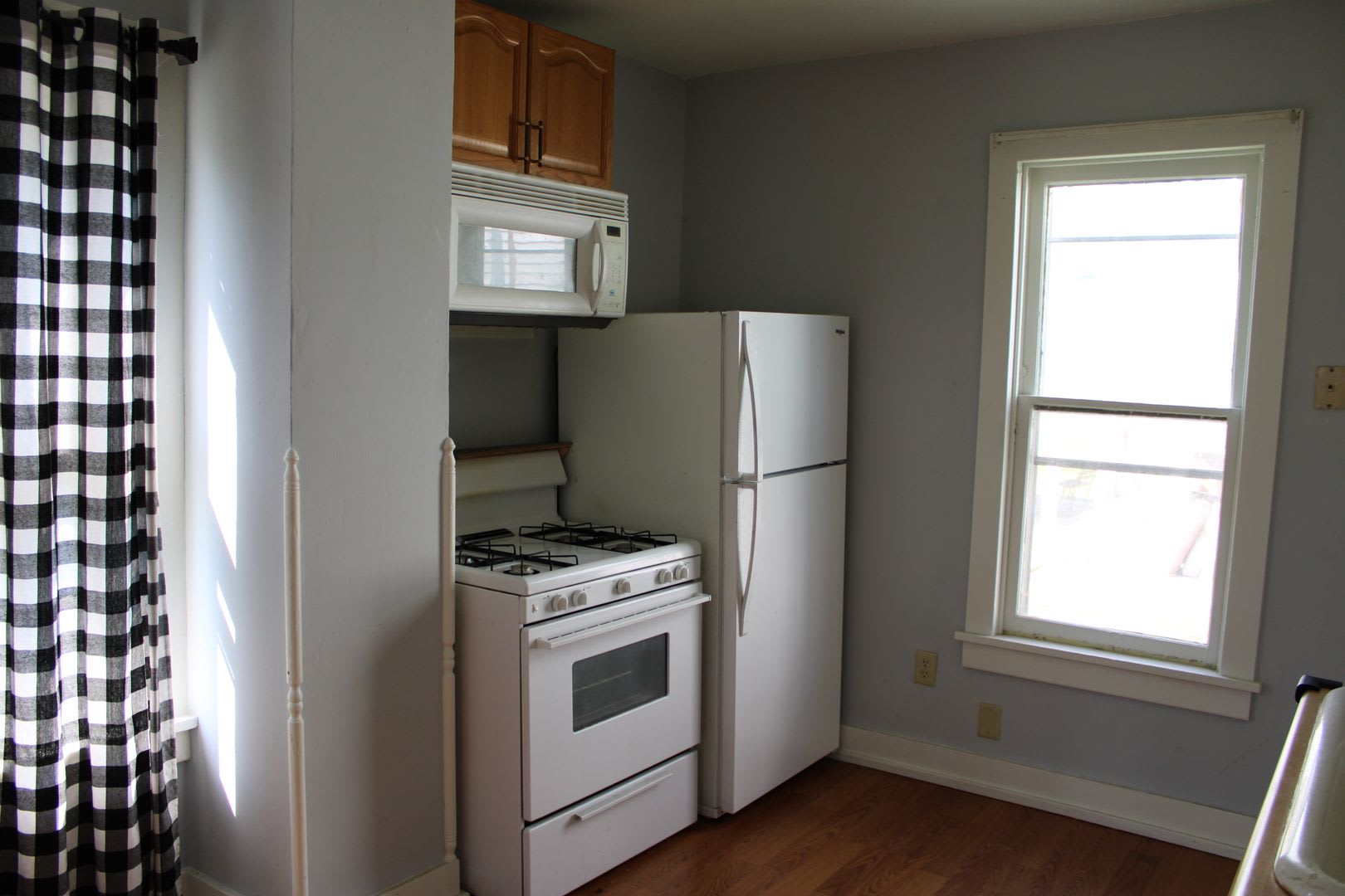 2 Bedroom Duplex with Ample Storage – photo 4