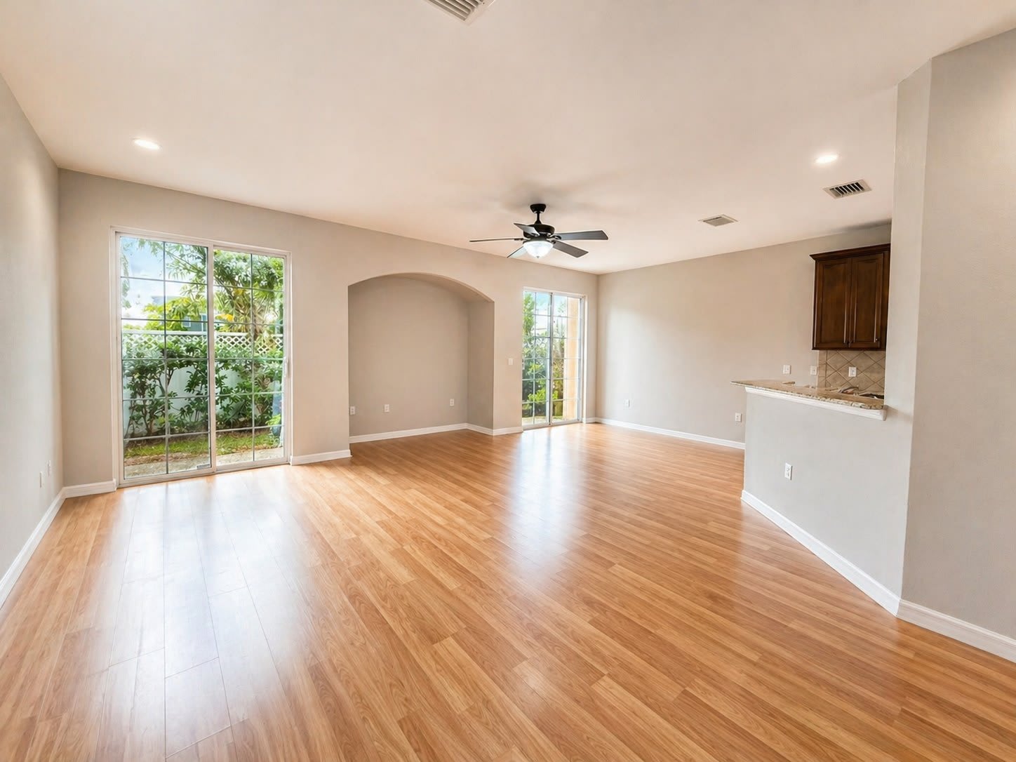7001 Interbay Boulevard – photo 5