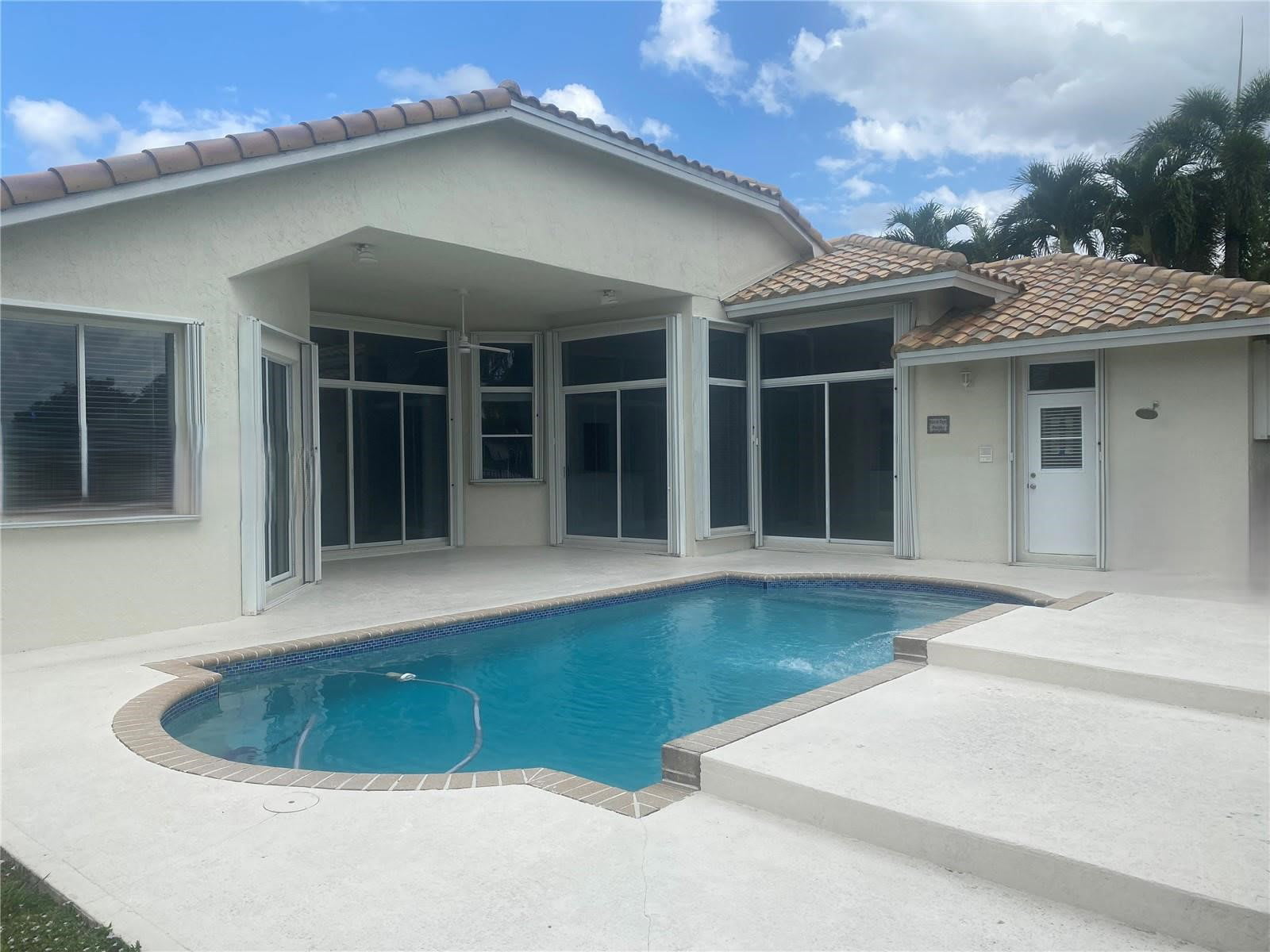3066 Lakewood Circle – photo 2