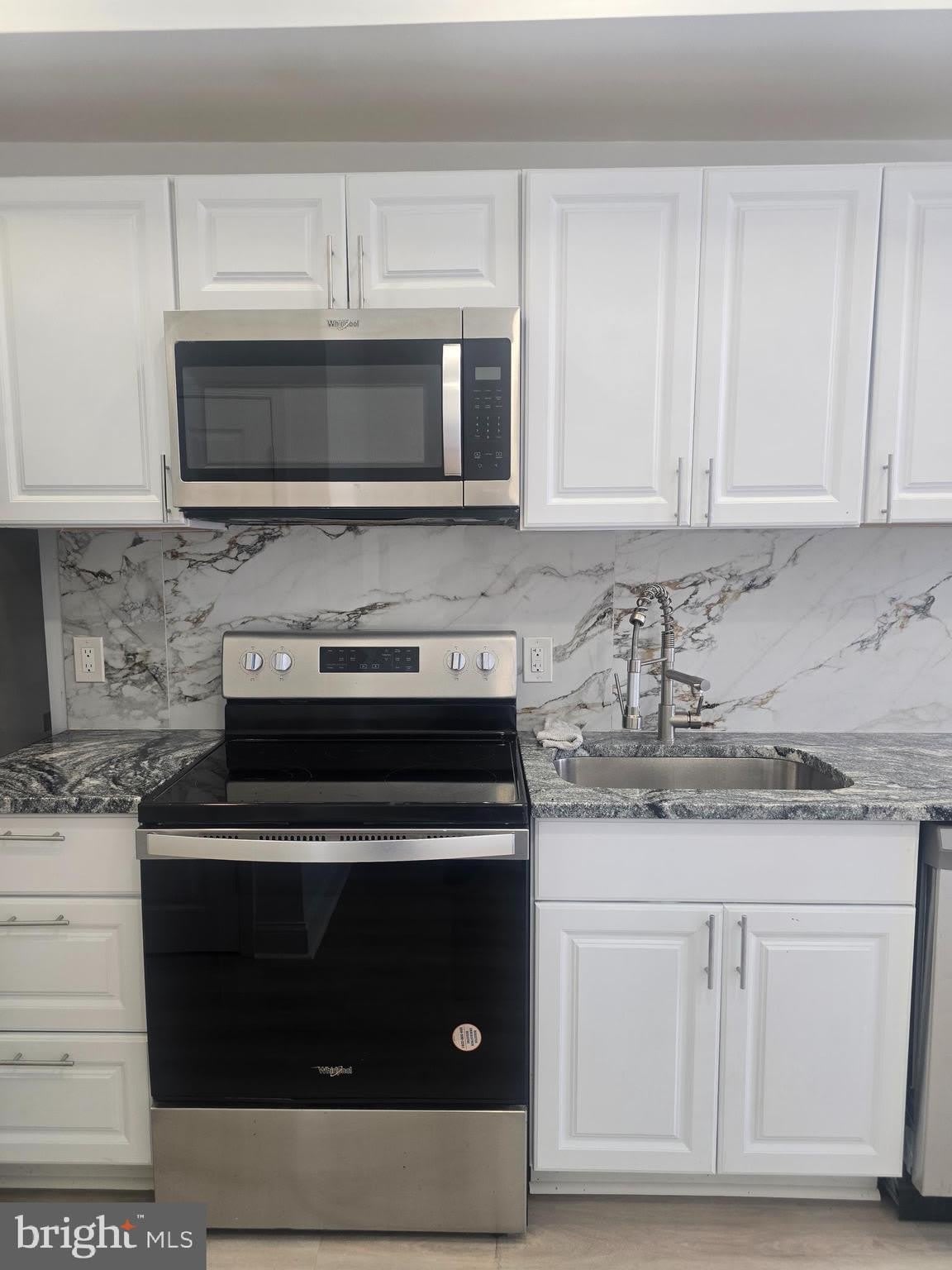 2561 N 18TH Street – photo 2