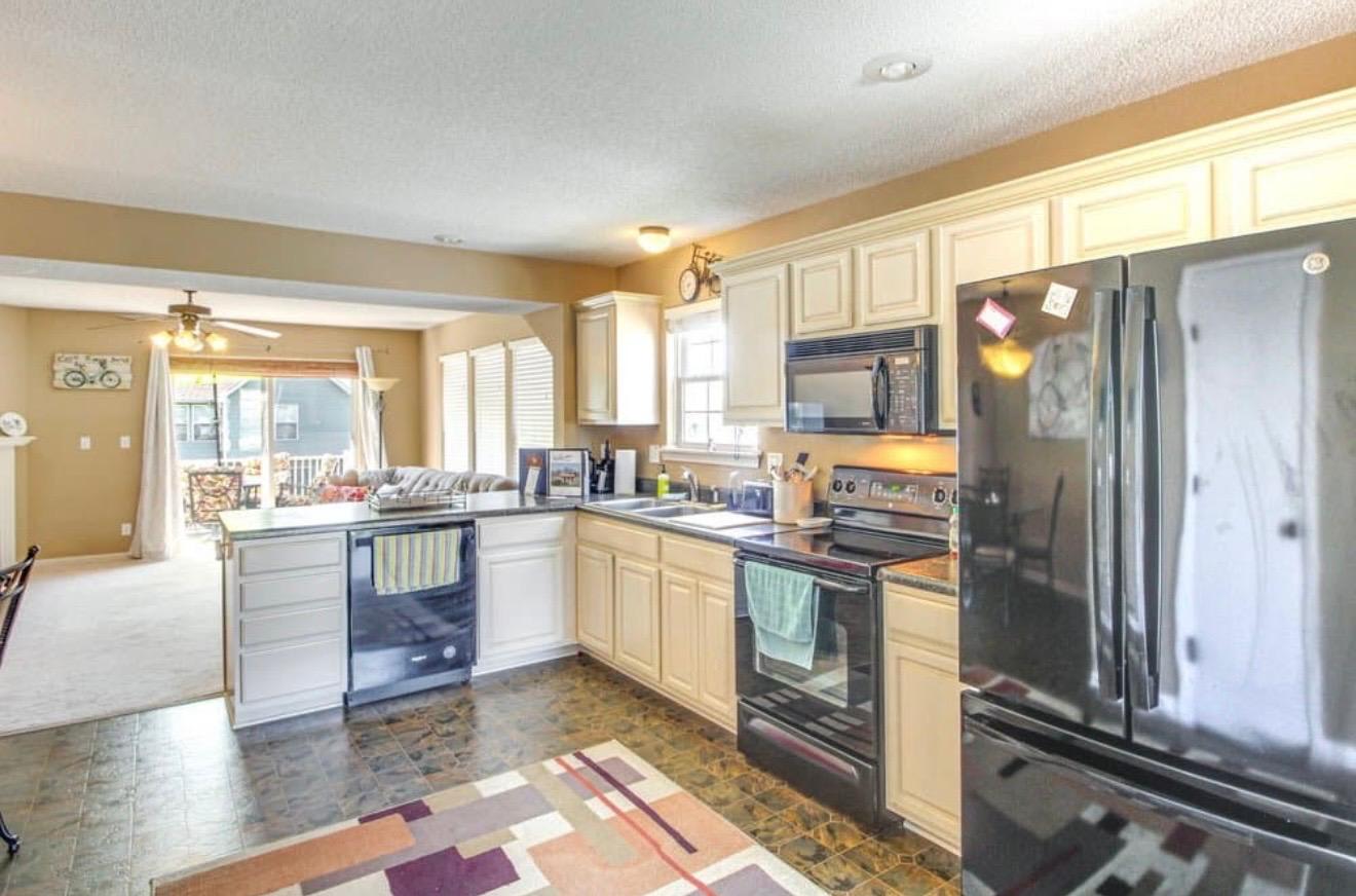 2230 Southwest Suncatcher Road – photo 2