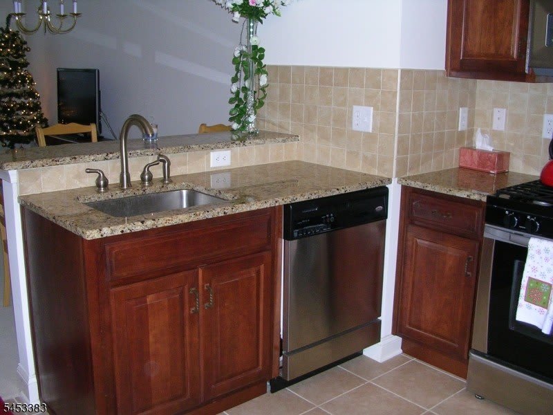 1203 Wharton Ct – photo 3