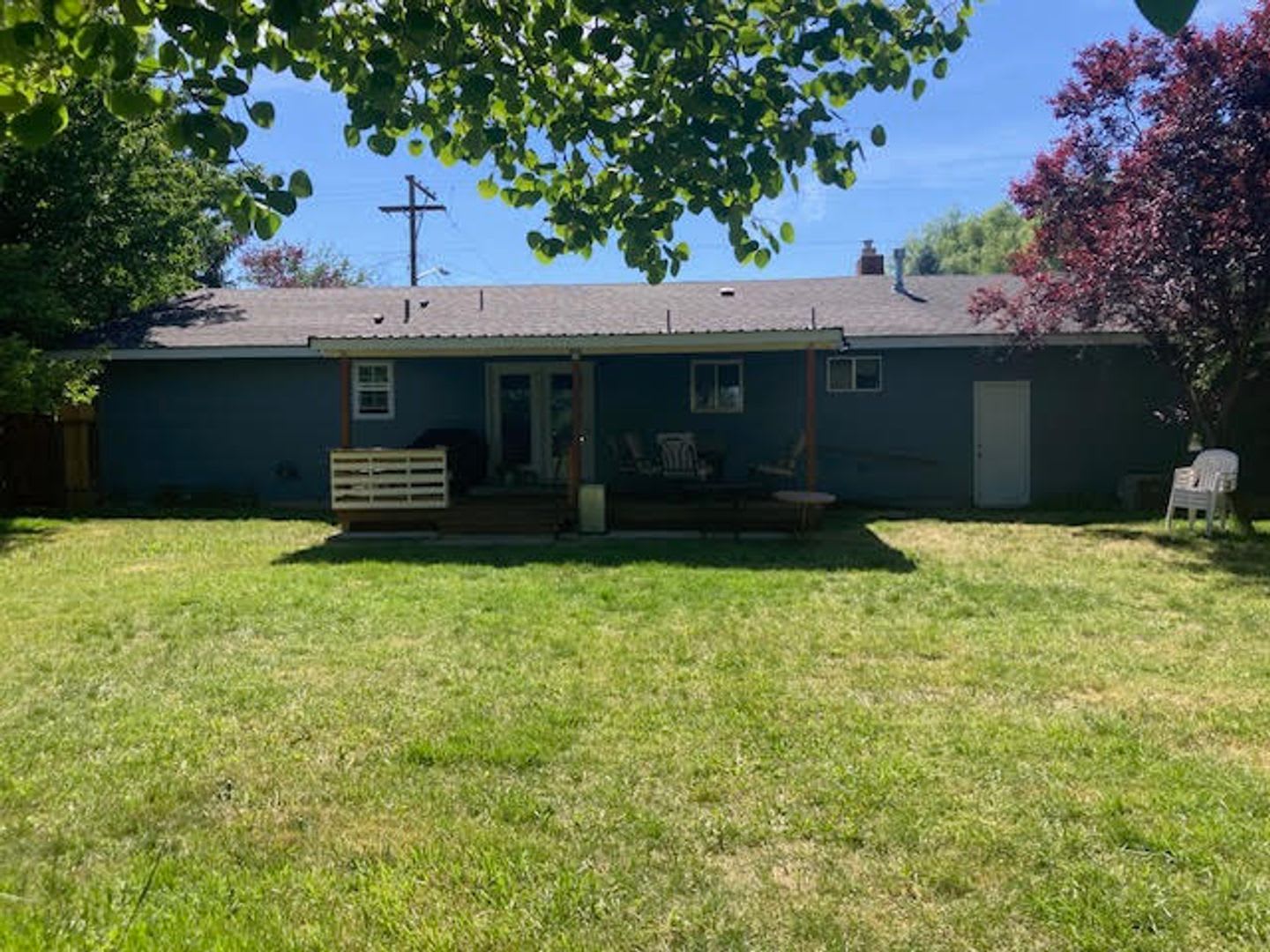 3 bedroom 2 bath – photo 2