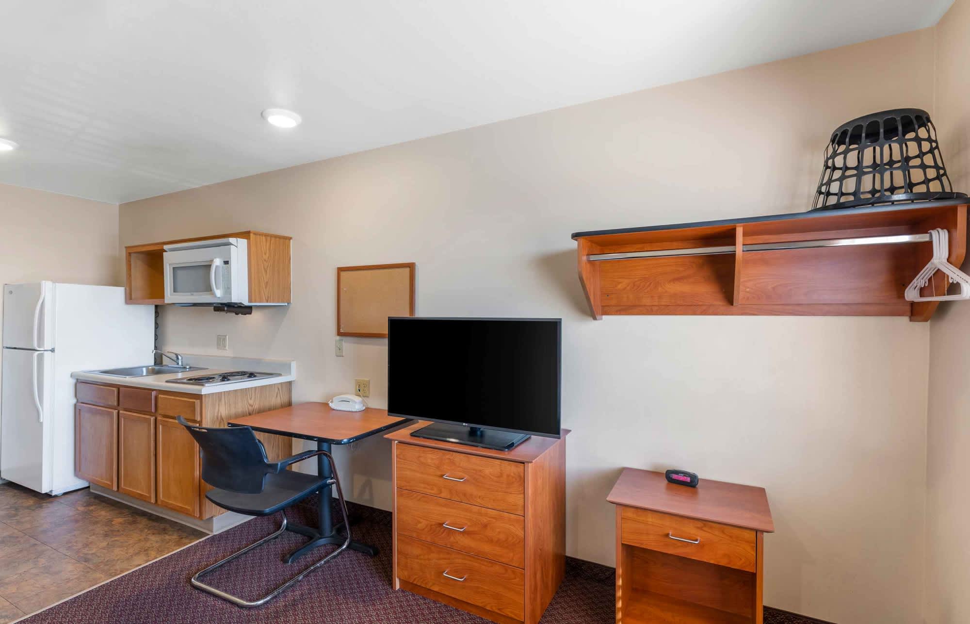 Loveland – photo 2
