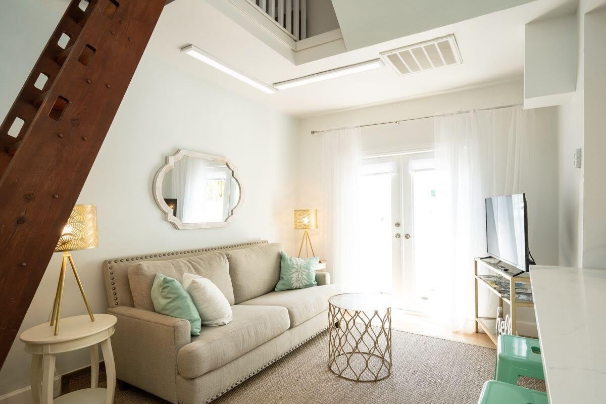 7 THOMPSON Lane – photo 4
