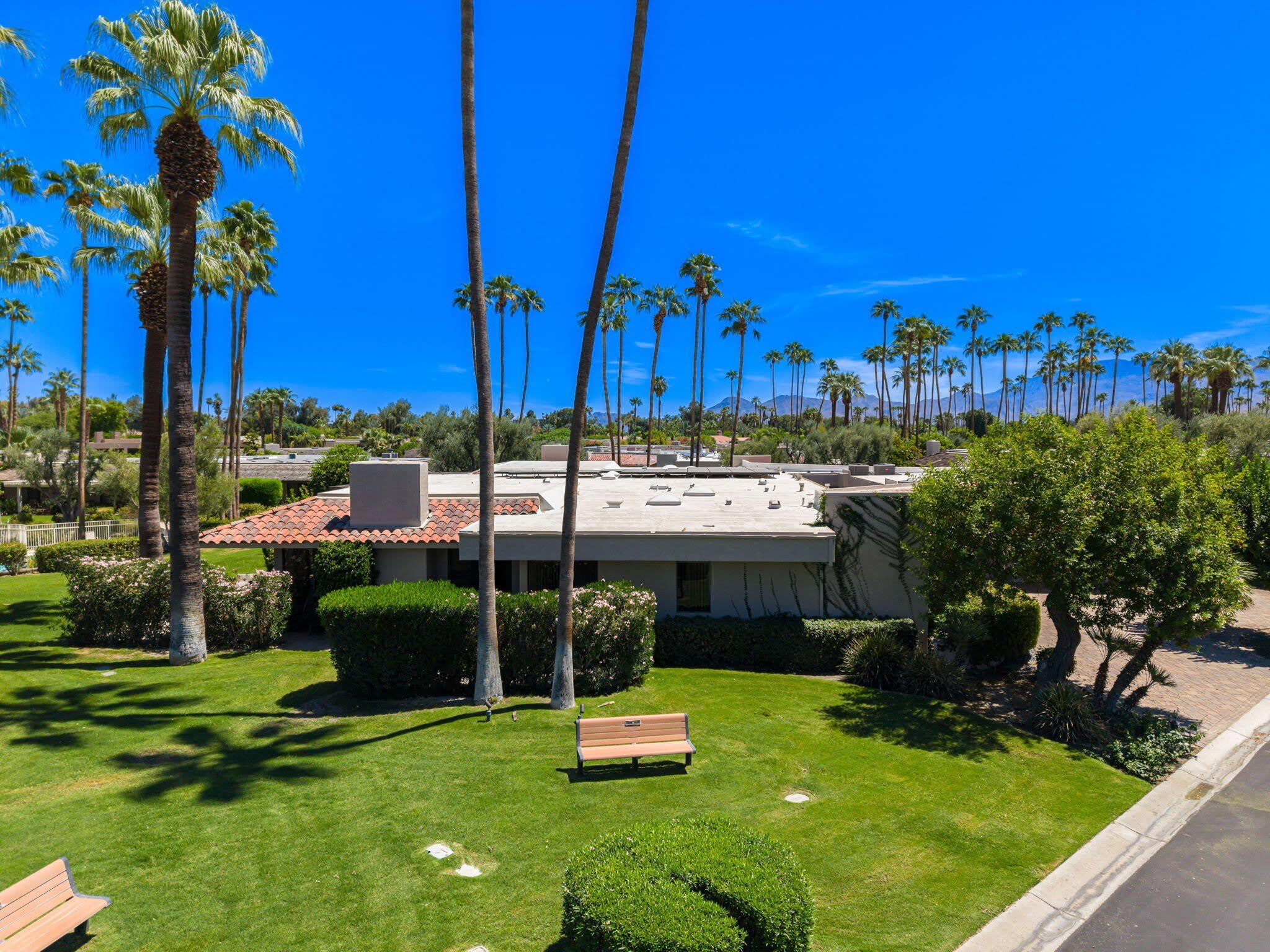 140 Columbia Drive – photo 5