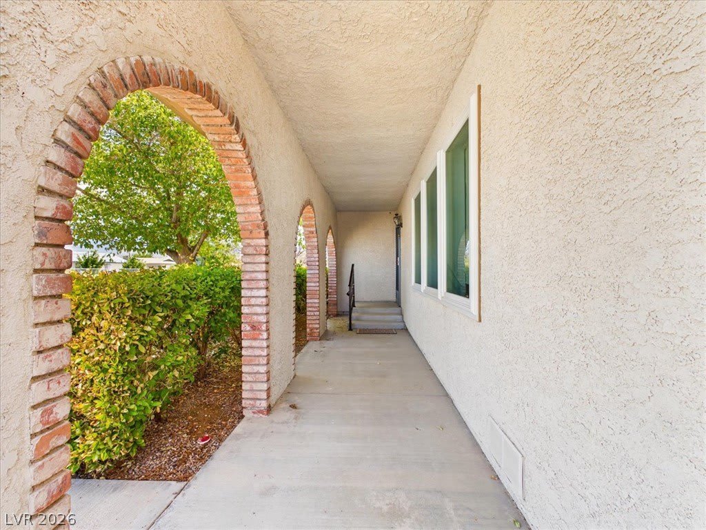 881 E Calvada Boulevard – photo 3