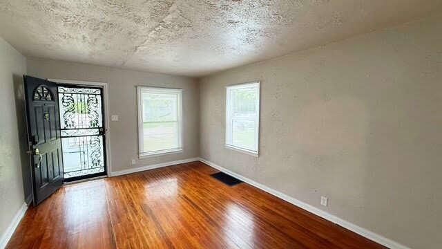 3736 Baltimore Avenue – photo 3