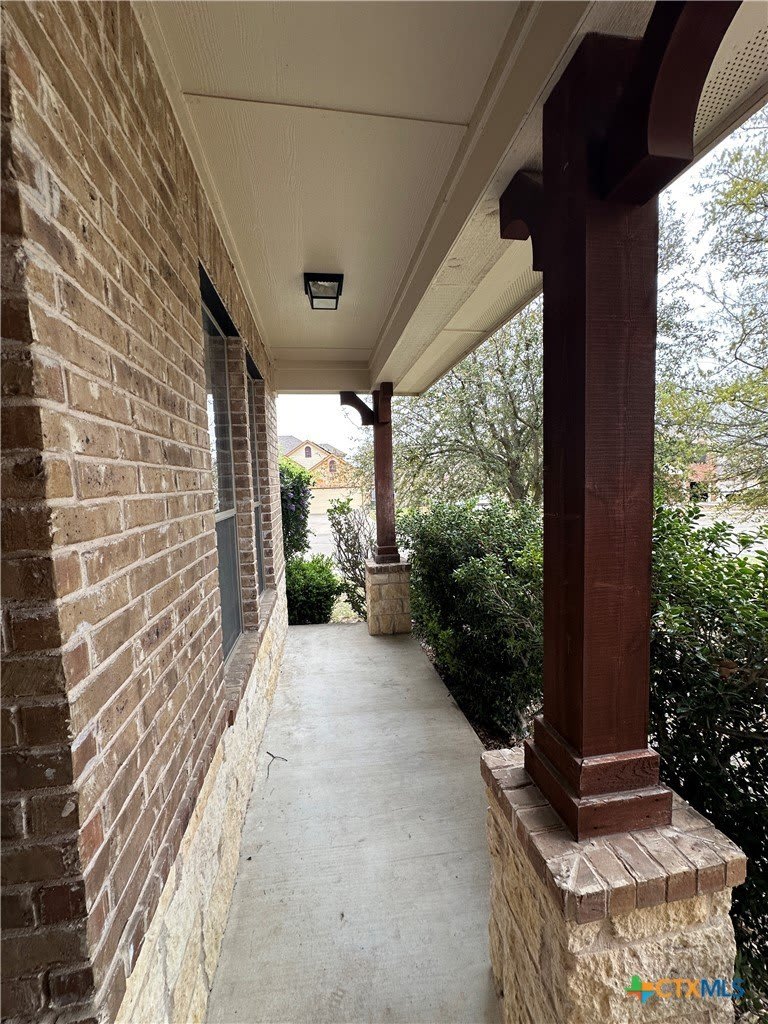 6808 Rosita Oak Drive – photo 3
